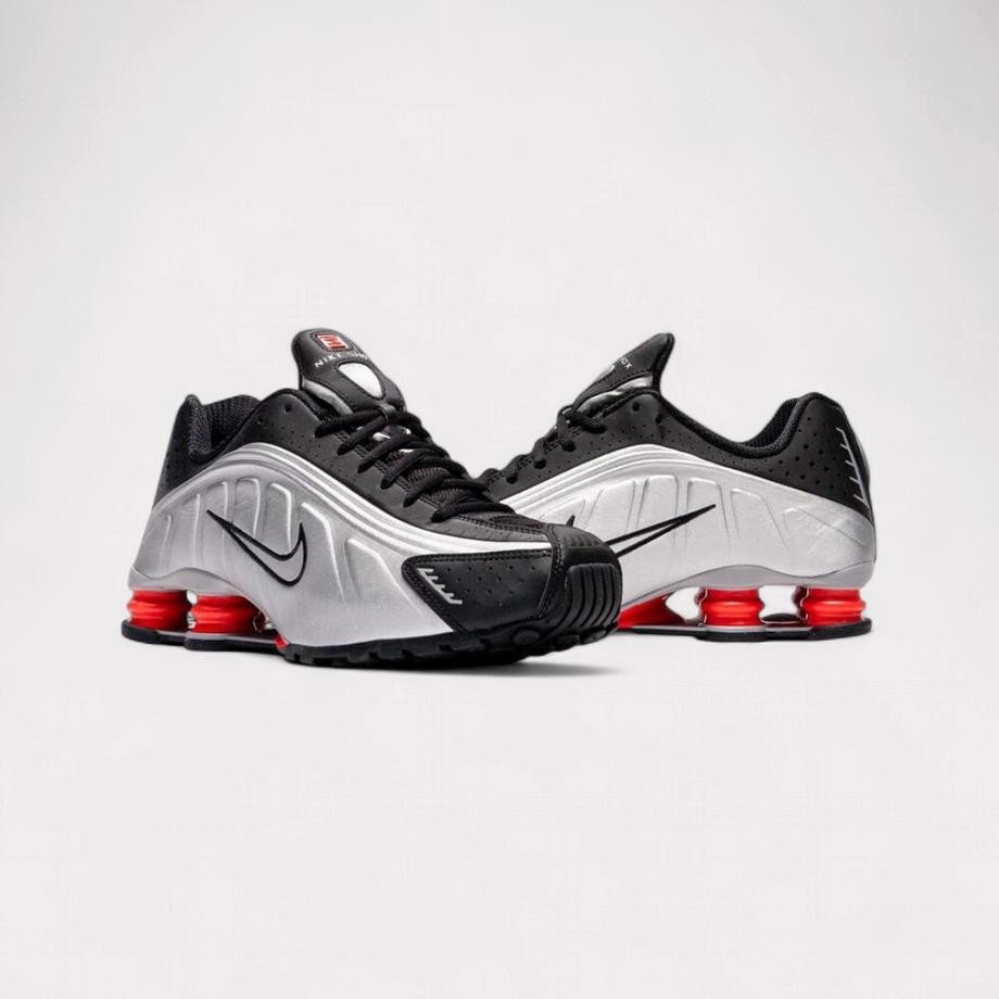 NIKE Shox R4 Baskets  