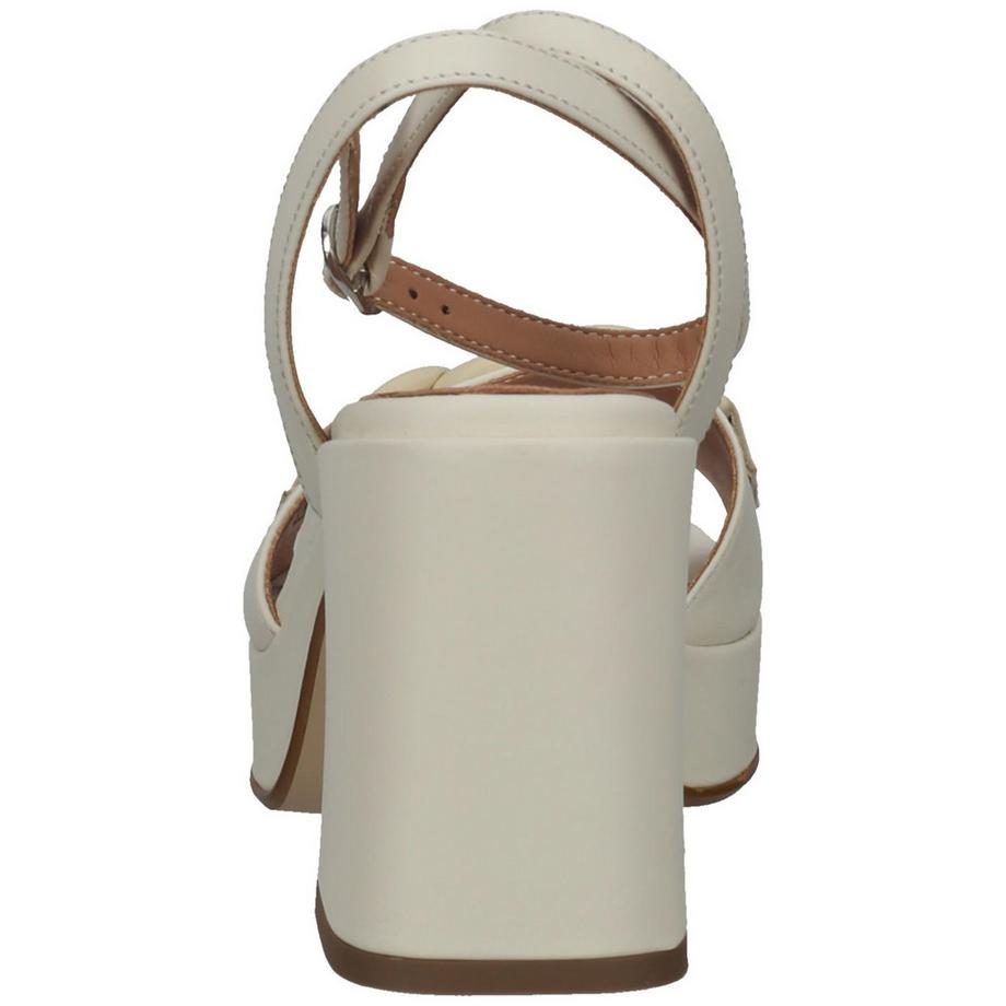 Venturini Milano Plateau Sandalen mit Kettendetail  