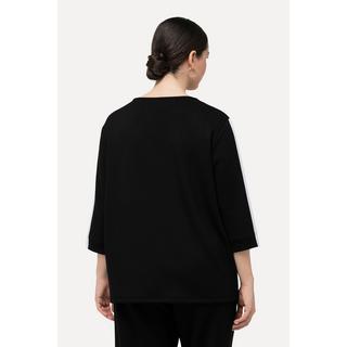 Ulla Popken  Sweat-shirt à col rond et manches 3/4. Œillets fantaisie. Matière extrêmement douce et confortable. 