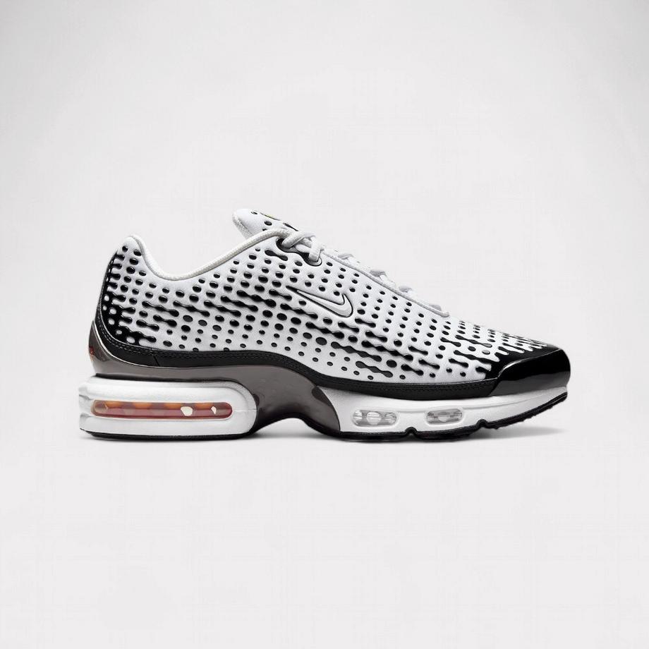 NIKE Air Max Plus VII Sneakers  