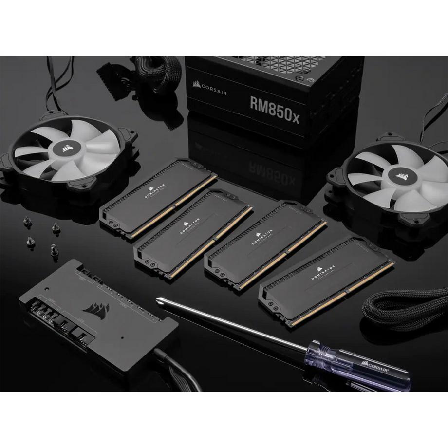 Corsair  Dominator CMT32GX5M2B6400C32 module de mémoire 32 Go 2 x 16 Go DDR5 6400 MHz 