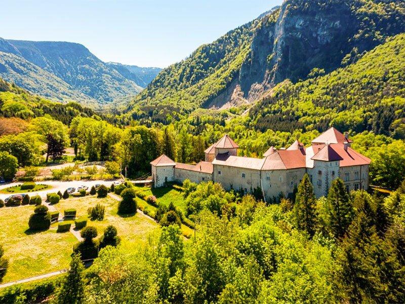 Smartbox  1 Familien-Übernachtung in einem 4*-Schloss nahe Annecy - Geschenkbox 