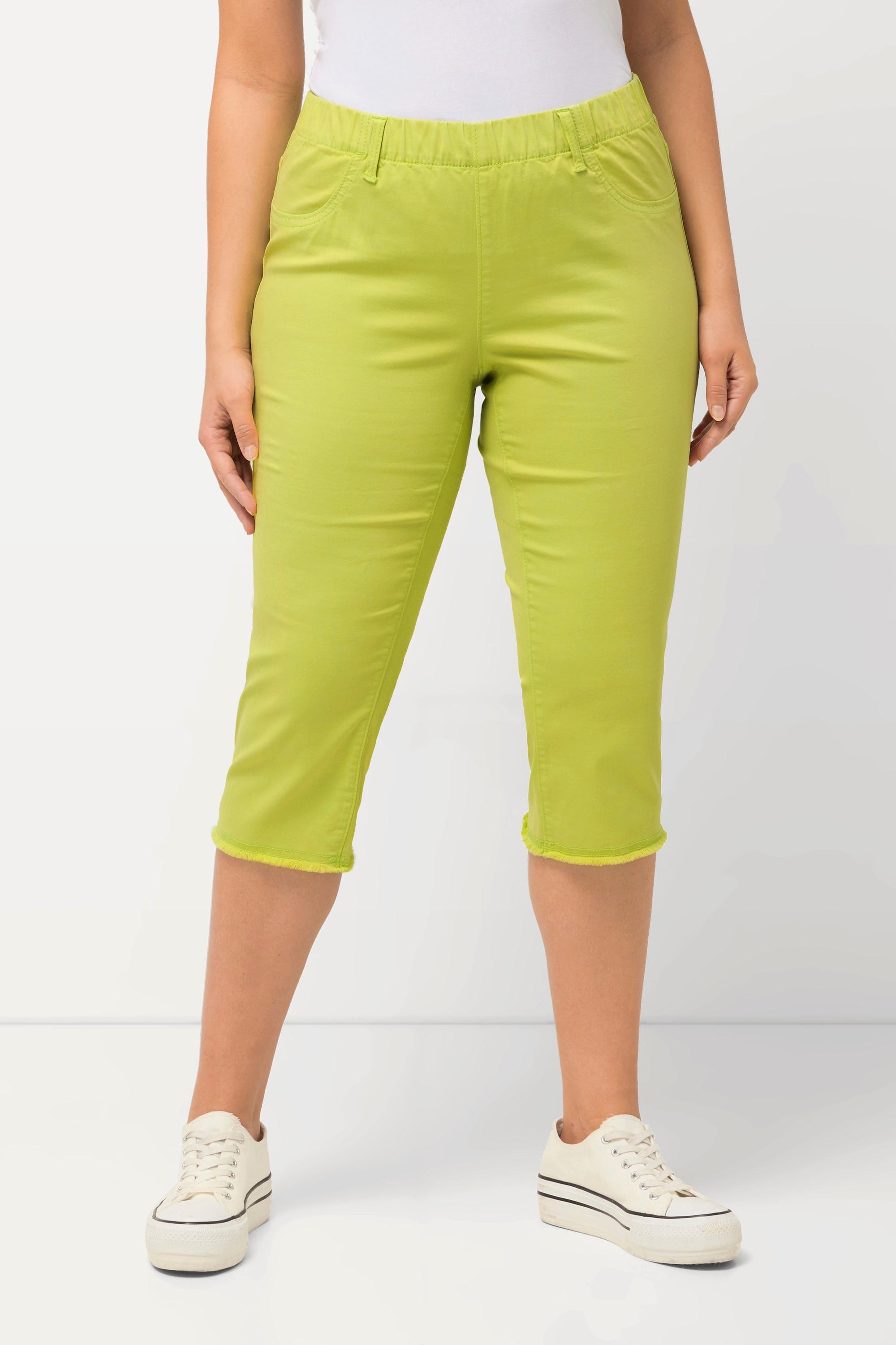 Ulla Popken  Pantaloni Capri a 7/8 modello Sienna in tessuto elasticizzato con orli sfrangiati e taglio della gamba aderente 