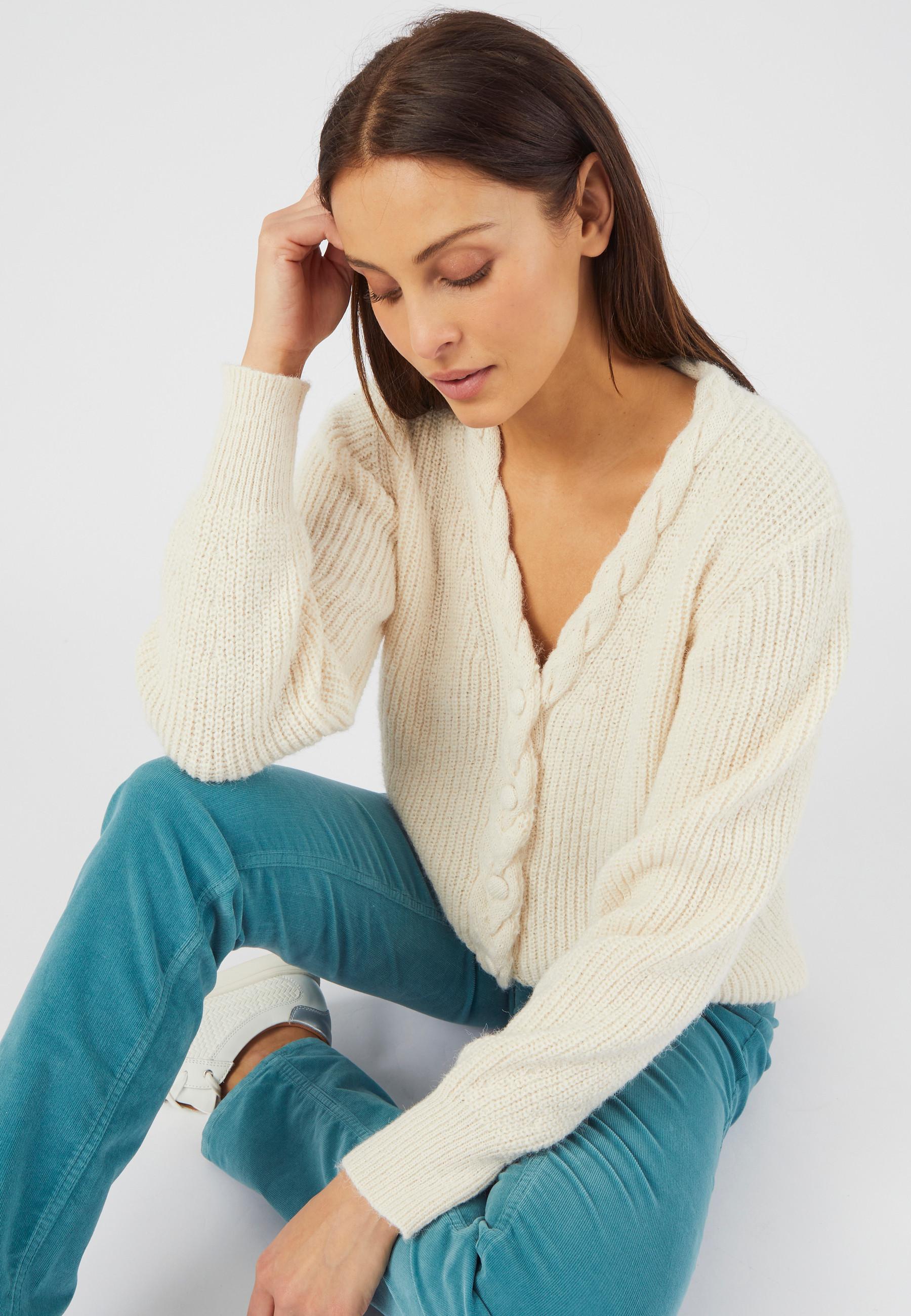 Image of Warme Strickjacke Perlenstrick Knopfleiste Im Zopfmuster Thermolactyl Damen Braun 46-48