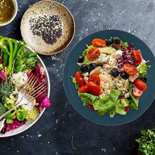 Northix Zweifarbige Servierschüssel aus Edelstahl  