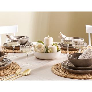 Beliani Lot de 4 coupes à champagne en Verre Rétro QUARTZ  