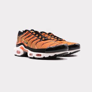 NIKE  Air Max Plus - Safety Orange 