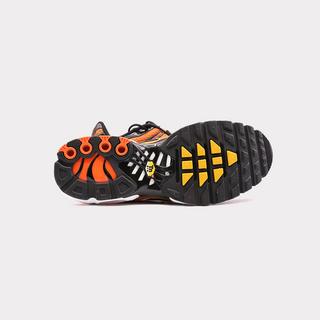 NIKE  Air Max Plus - Safety Orange 