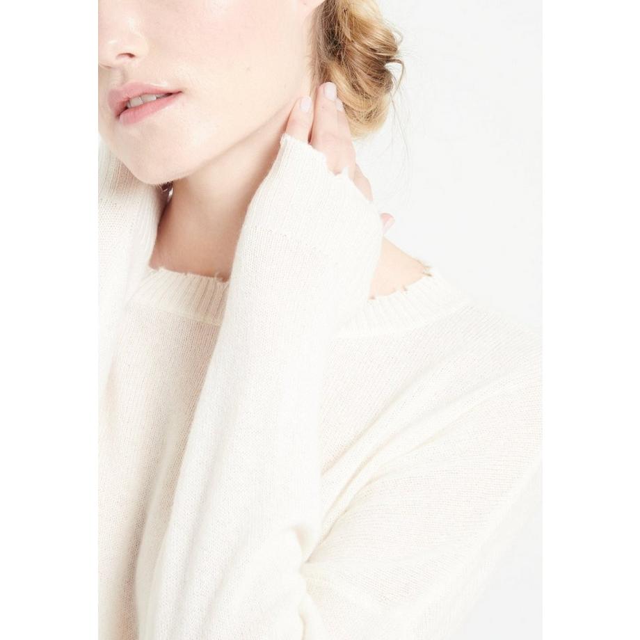 Studio Cashmere8 MIA 17 Maglia Girocollo con Dettagli Cesellati  