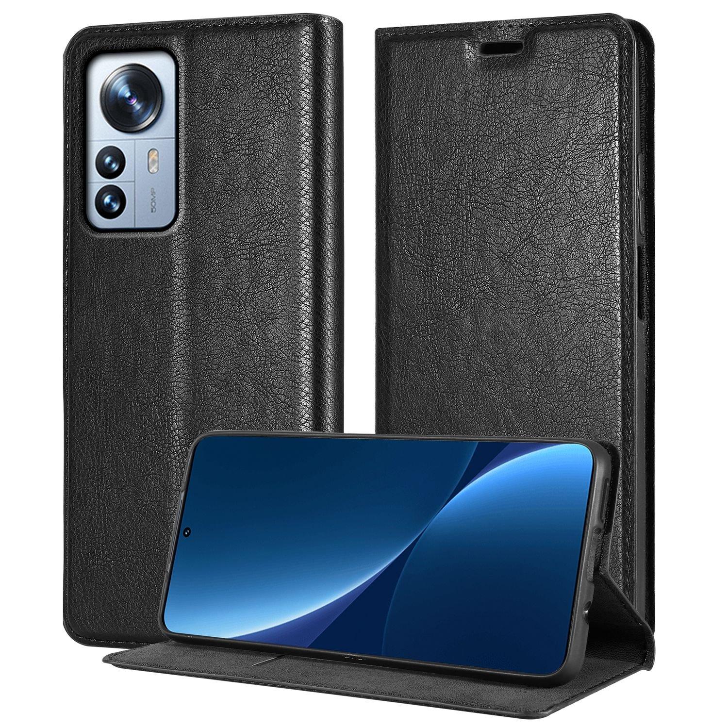 Cadorabo  Housse pour Xiaomi 12 PRO en NOIR NUIT - Coque de protection avec fermeture magnétique, fonction de support et compartiment pour carte 