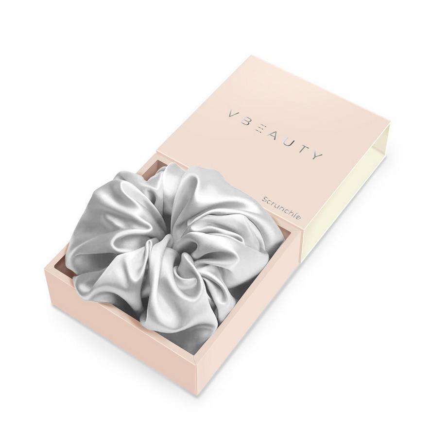 VBEAUTY  Premium Seiden Scrunchie - Silber 
