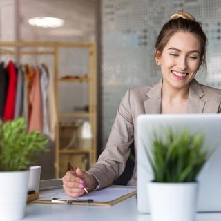 B2X Rollgarderobe aus Bambus  