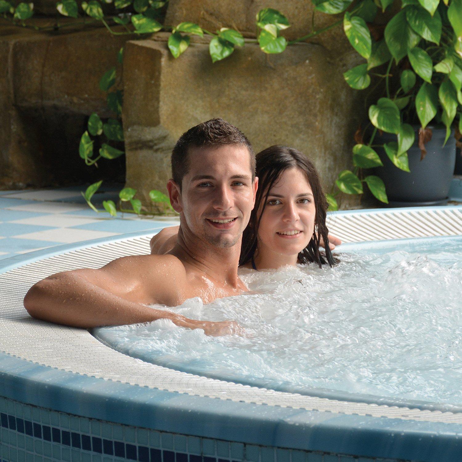 Image of Entspannung In Der Südschweiz: 1 Romantische Nacht Mit Zugang Zum Wellnessbereich - Geschenkbox Unisex