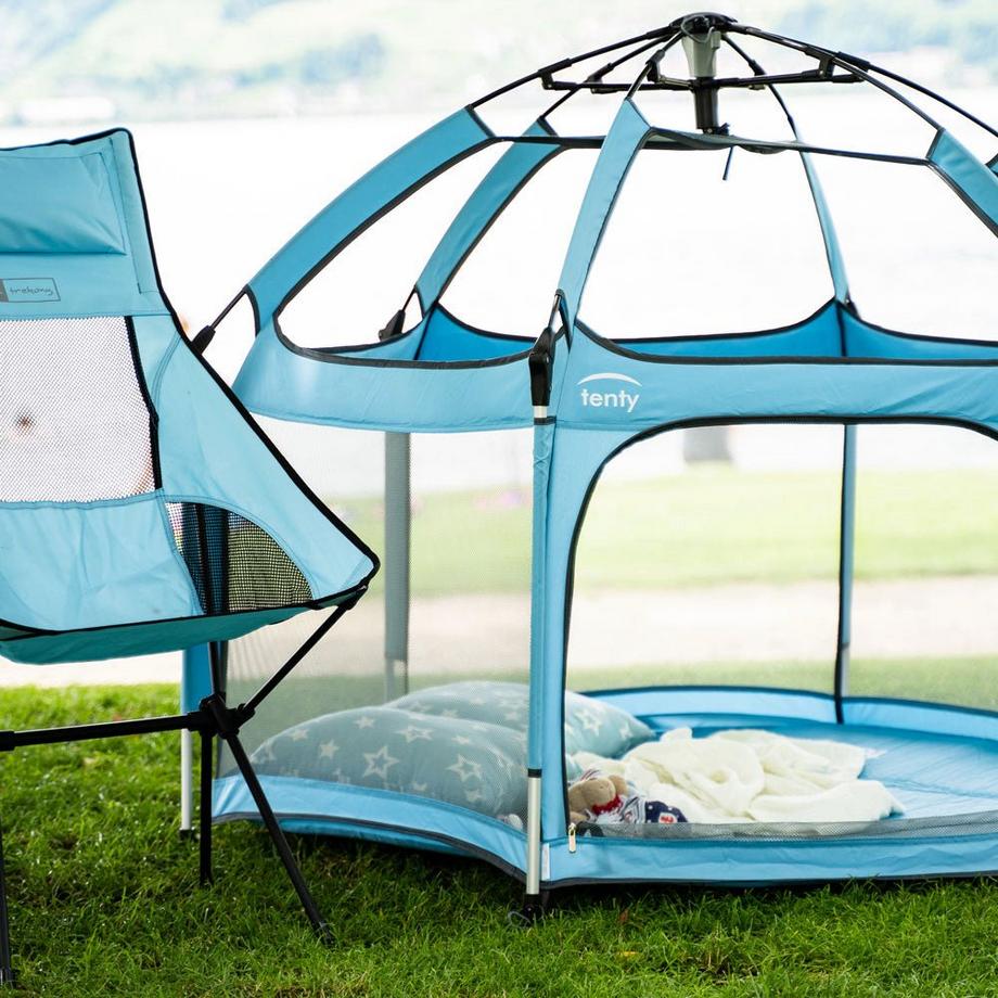 tenty  tenty Laufgitter Set mit Bodenmatte und Dach, Blau 