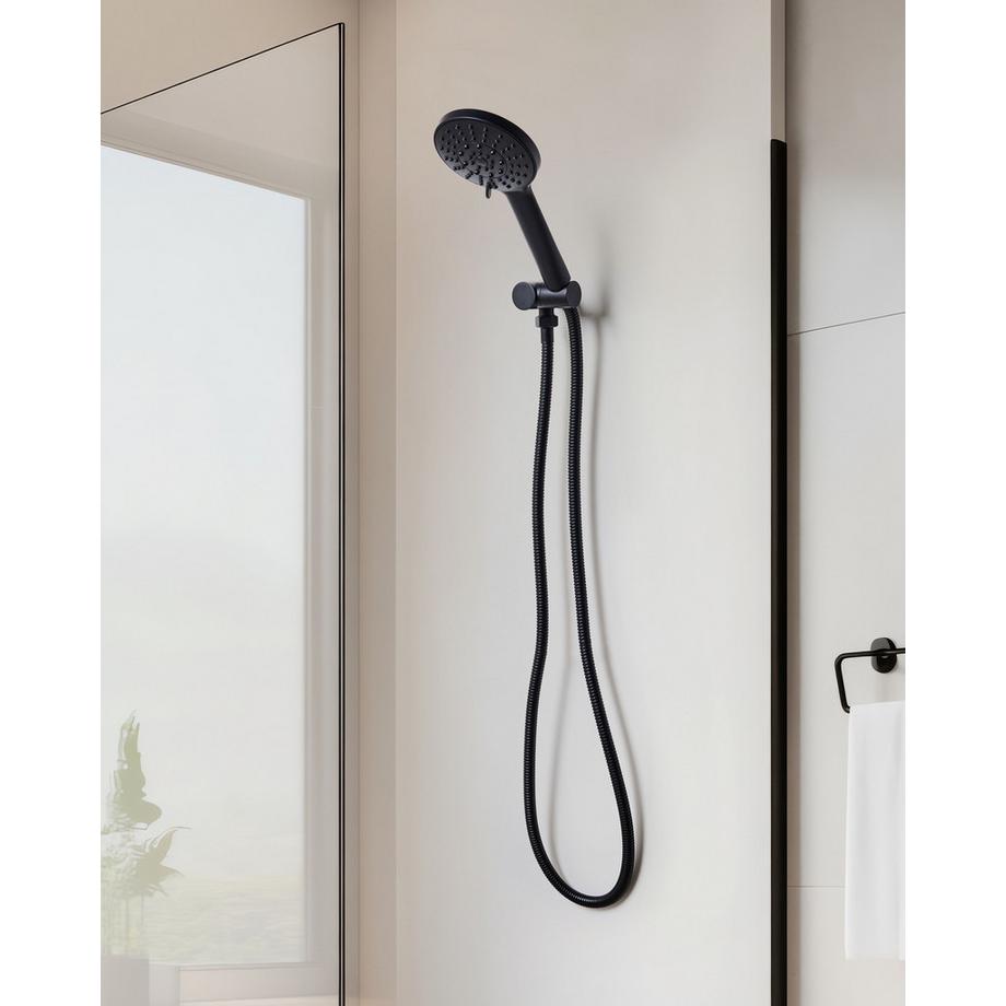 Beliani Kit doccia con soffione e flessibile en ABS (materiale sintetico resistente) Classico UCHIZA  