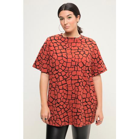 Studio Untold  Maglia dal taglio lungo e oversize con stampa con giraffe, scollo a girocollo e mezze maniche 