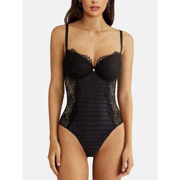 Body string Davinia