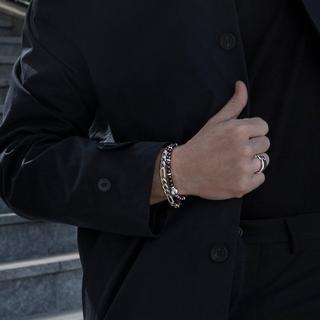 ALBERT M.  Elastisches Armband mit schwarzem Spinell und Onyx 