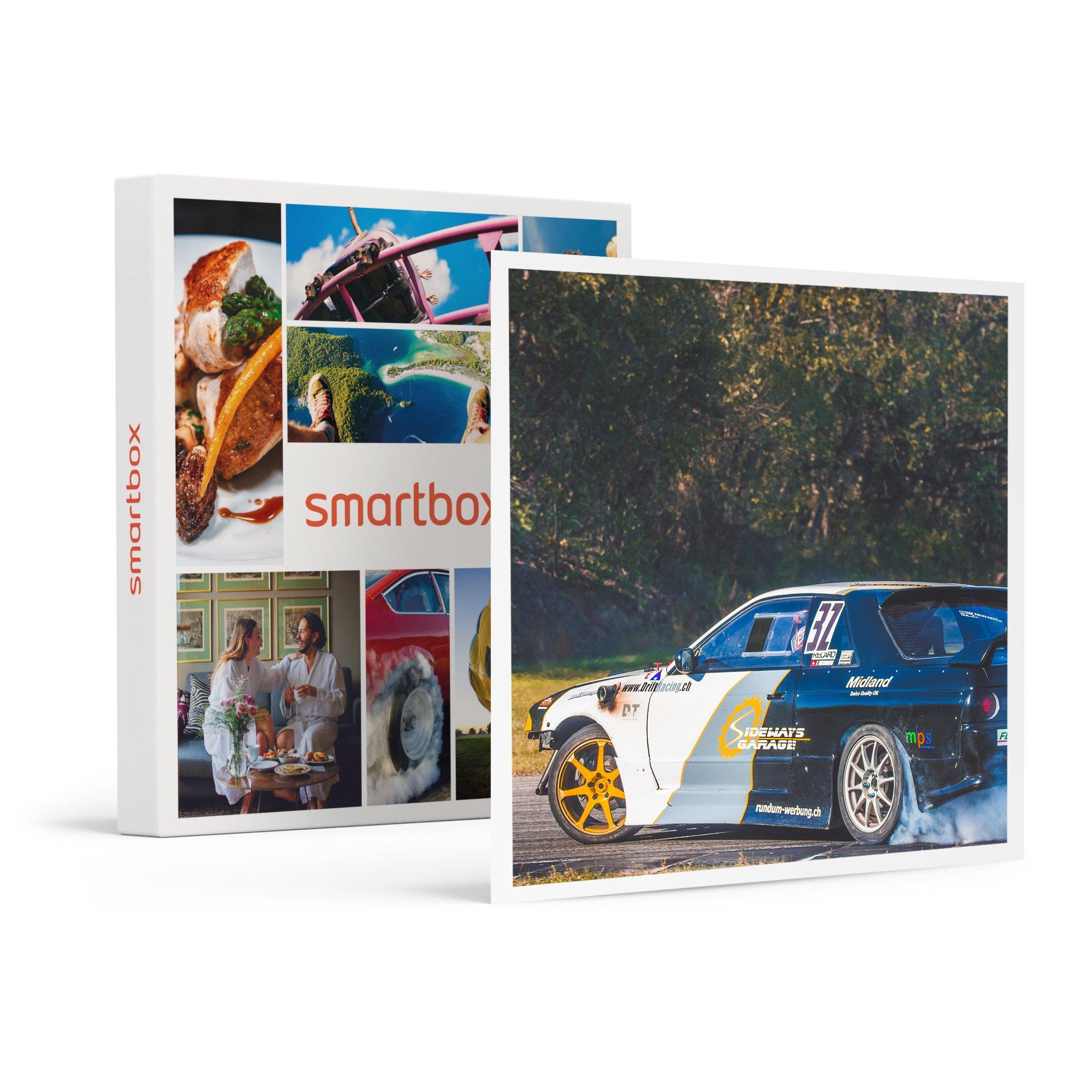 Smartbox  4 sessions de drift en tant que passager dans le canton de Schwytz - Coffret Cadeau 