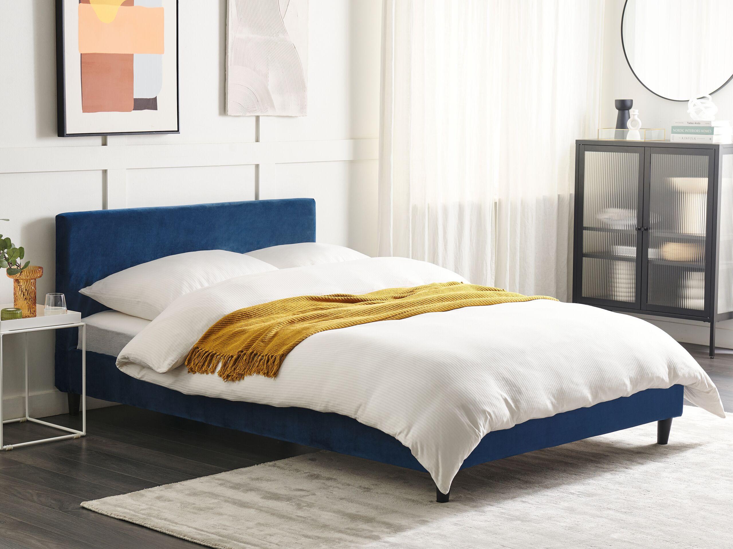 Beliani Bett mit Lattenrost aus Samtstoff Modern FITOU  