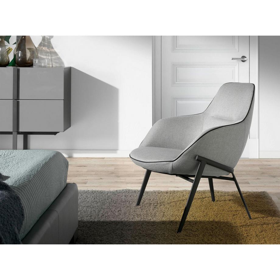 ANGEL CERDA Poltrona in tessuto grigio  