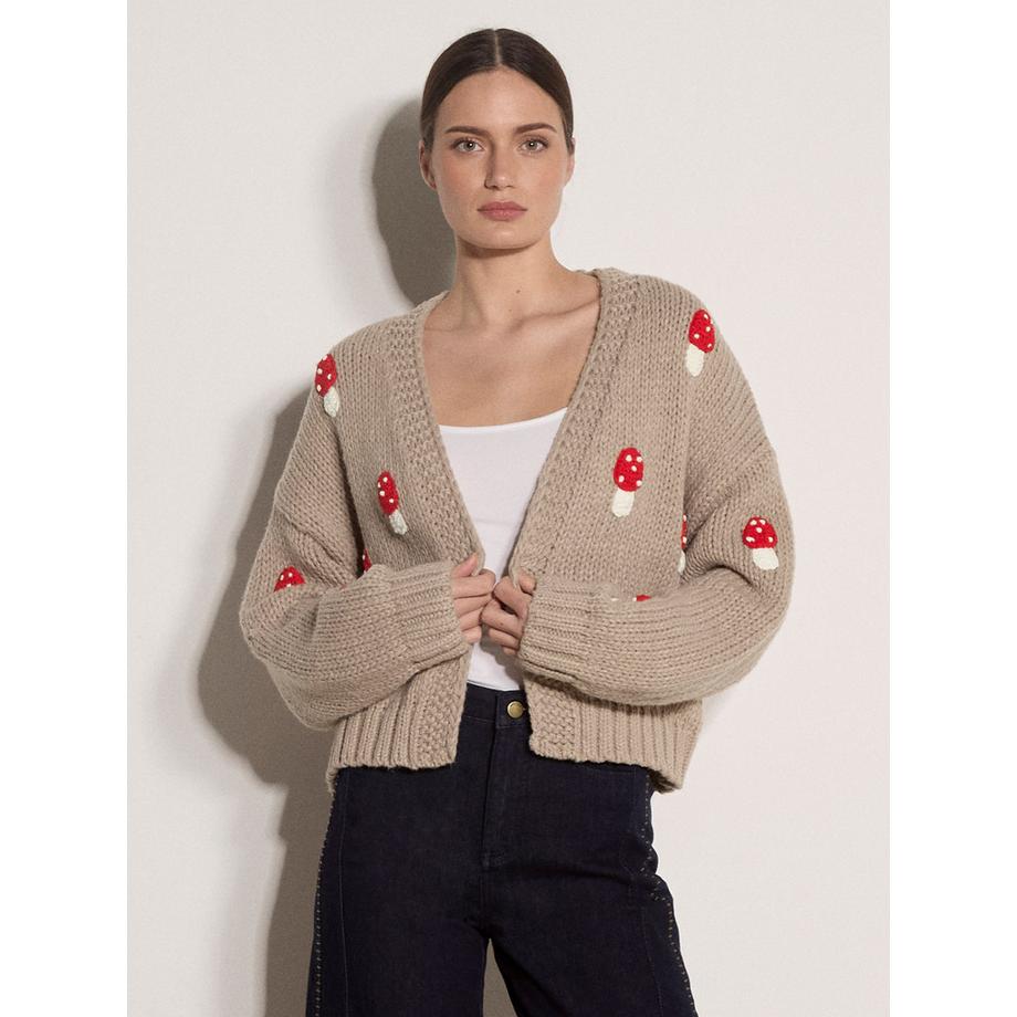 Pilz-Applikation, grob gestrickte Strickjacke