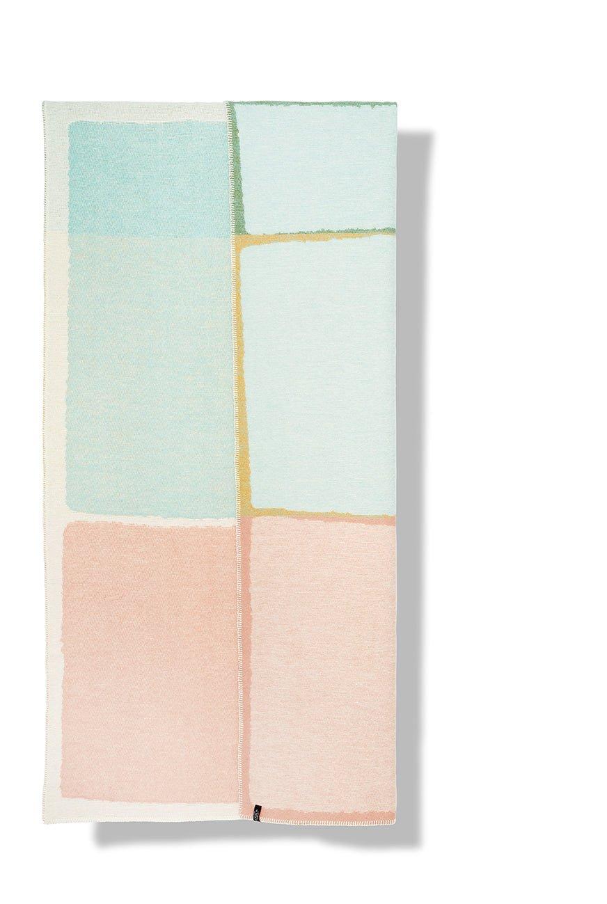 Image of "Mayen" Wolldecke von Kleopatra Moursela "Mayen" Wolldecke von Kleopatra Moursela