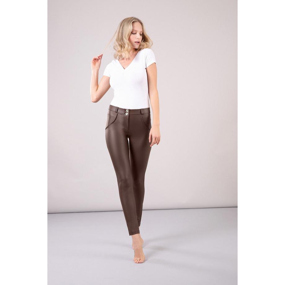 FREDDY WR.UP Skinny Hose mit mittlerem Bund aus Kunstleder  