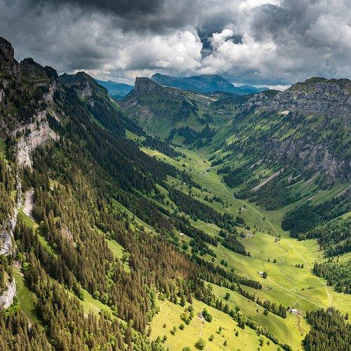 Image of Helikopterflug Über Die Berner Alpen - 60 Minuten (für 1 Person) Unisex