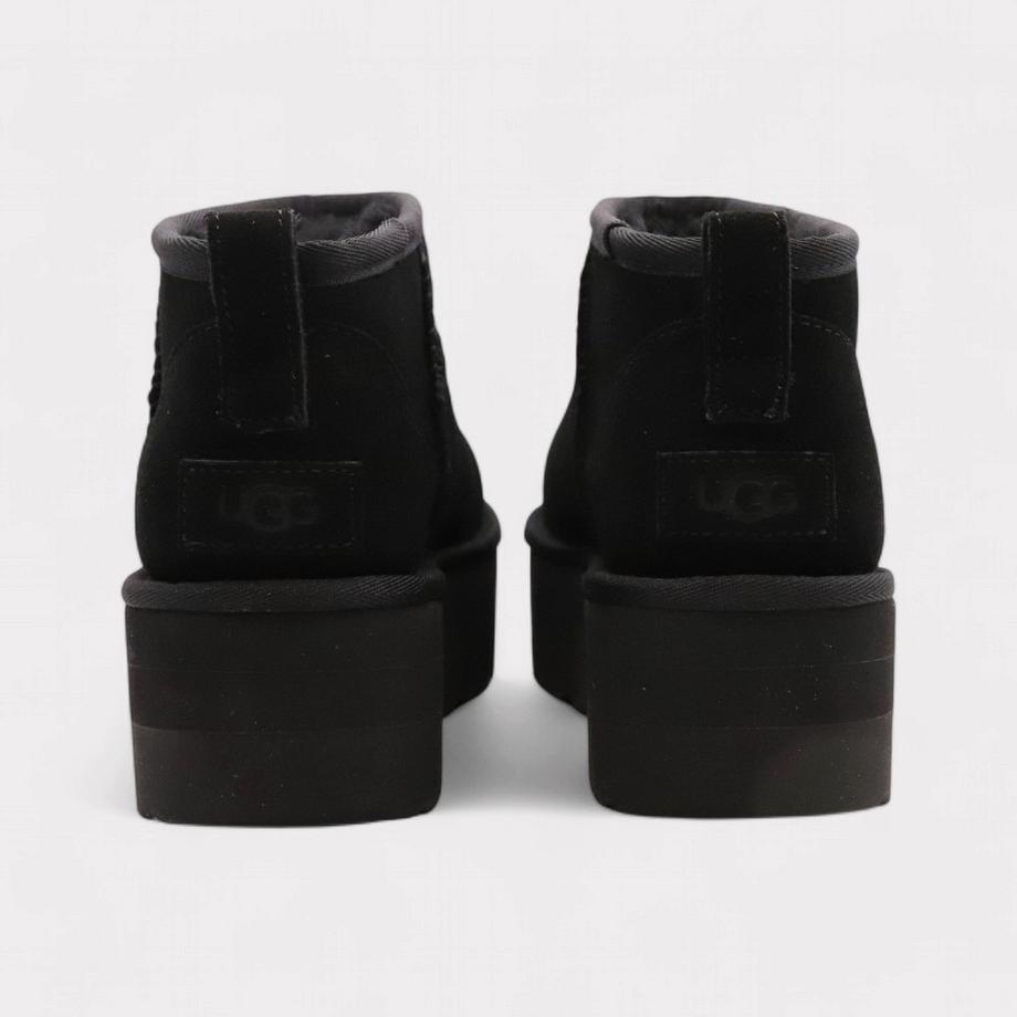UGG  UGG Classic Ultra Mini Platform - Black (W) 