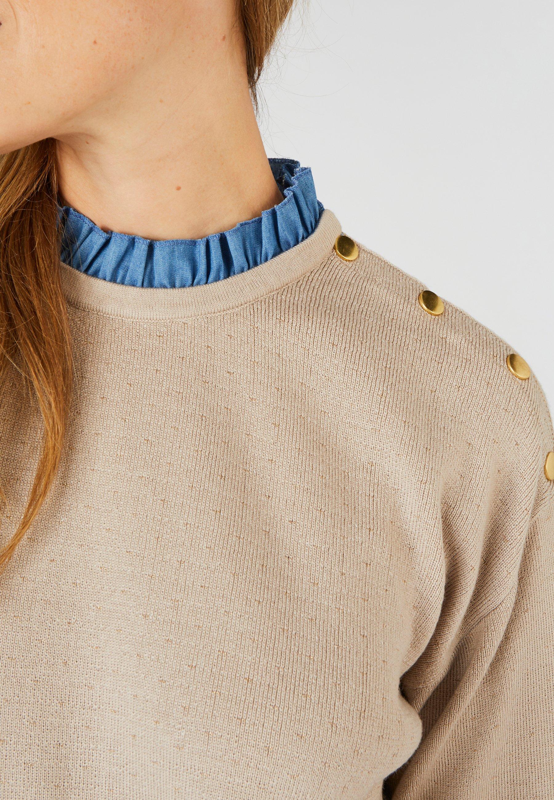 Damart  Warmer Jacquard-Pullover mit Volant am Ausschnitt. 