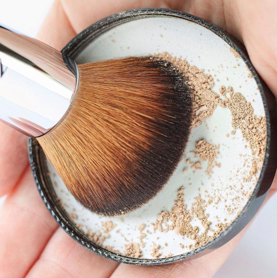 IDUN Minerals  Pinsel Kabuki brush 