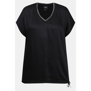 Ulla Popken  Maglia con davanti in raso, scollo a V, fascia e mezze maniche 