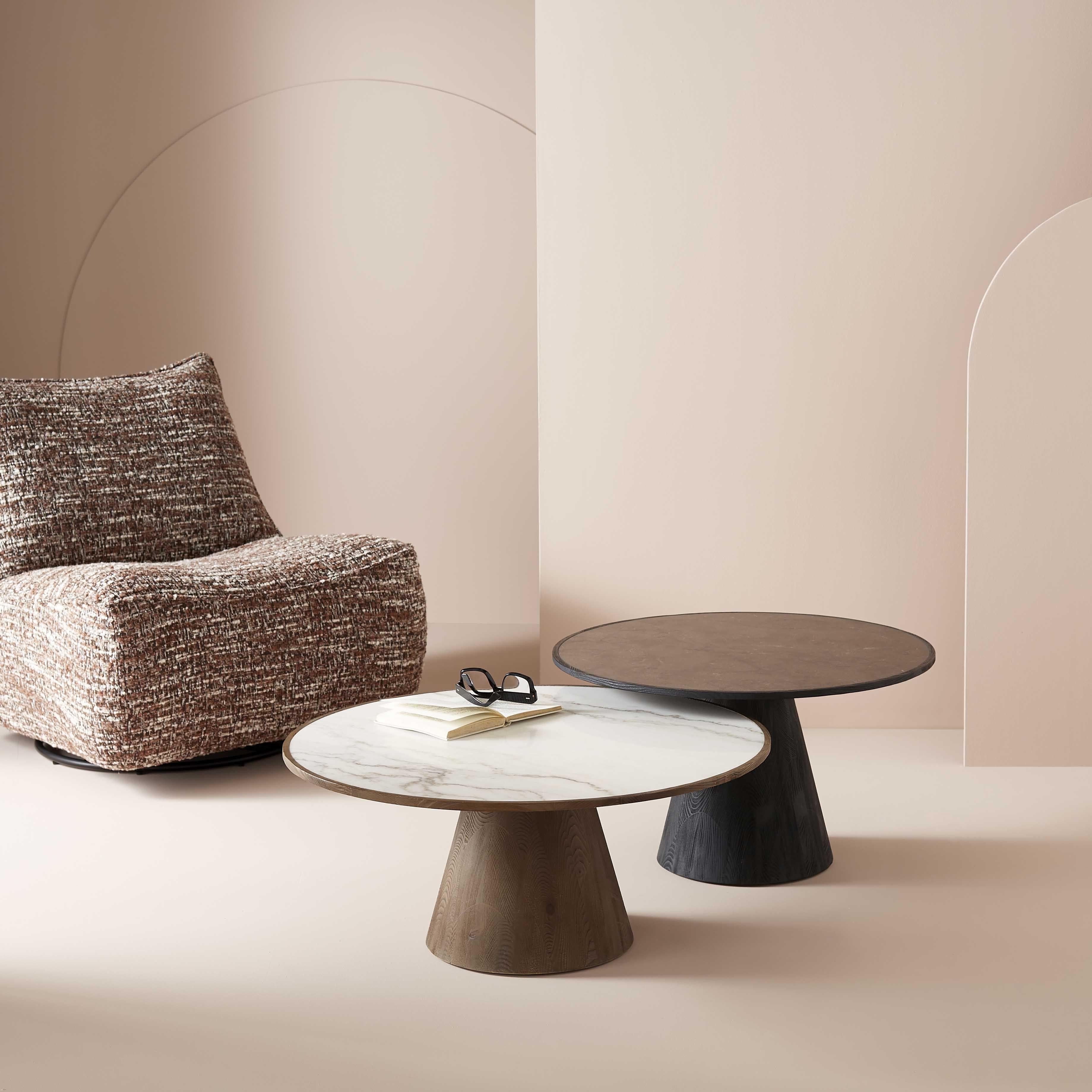 Calicosy Couchtisch aus Eiche und Marmor - MAFRA  