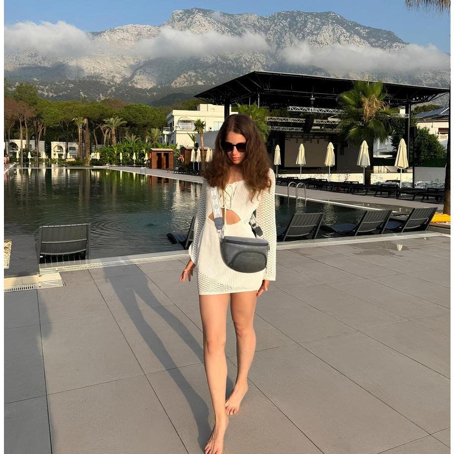 Only-bags.store Vegane Leder Umhängetasche RFID Blocking Kartenfach  