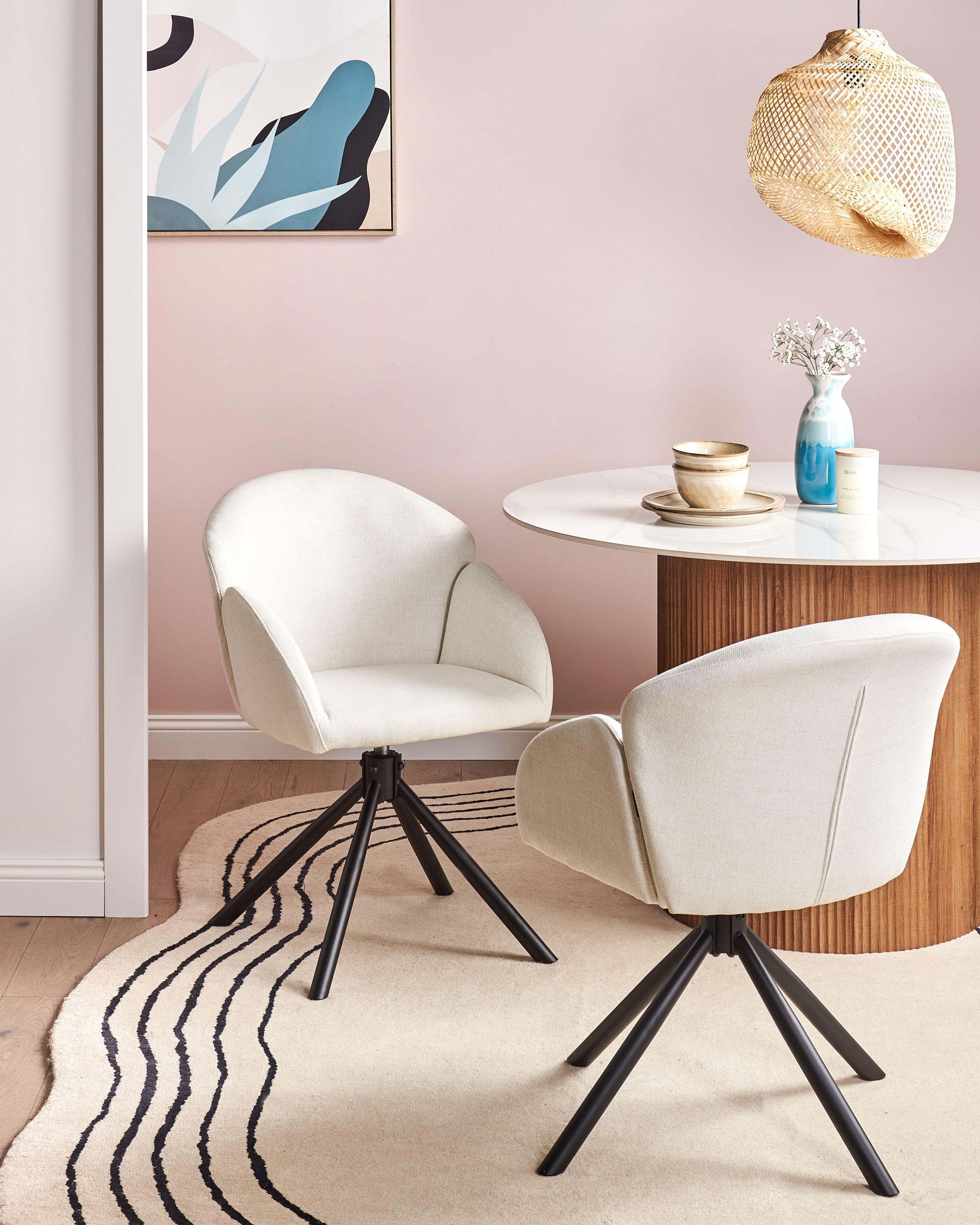 Beliani Lot de 2 chaises de salle à manger en Tissu Traditionnel MAYBEE  