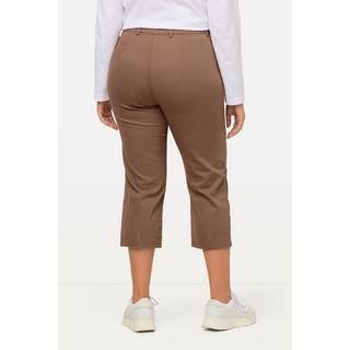 Ulla Popken  Pantalon Mony, longueur au mollet. Poches zippées et tissu stretch 