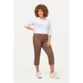 Ulla Popken  Pantalon Mony, longueur au mollet. Poches zippées et tissu stretch 