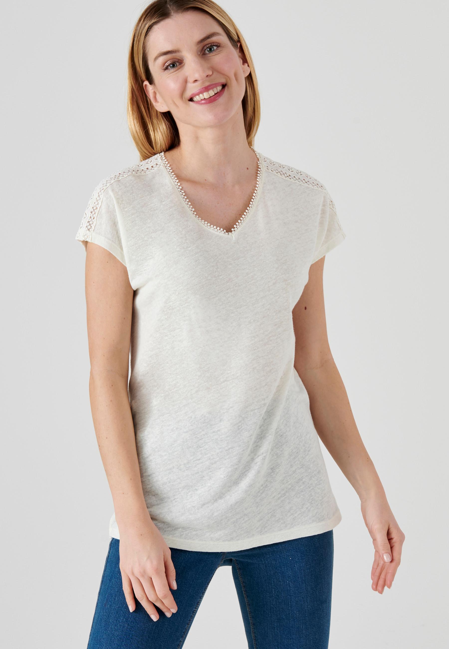 Damart  Tee-shirt mélange lin et viscose, col V avec galon croquet, manches T. 