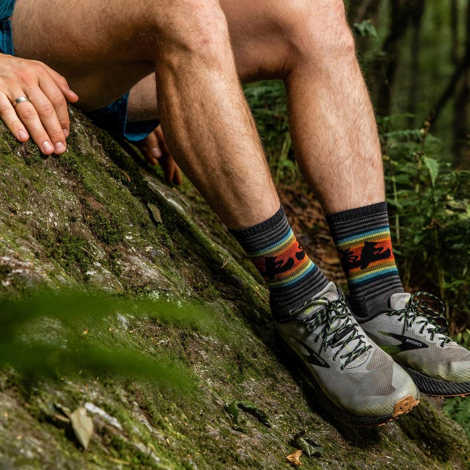 Darn Tough Vermont  Calze Uomo Micro Crew Leggere in Lana con Motivo Animali 