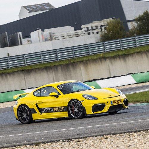 Image of Fahrerlebnis "silber": 2 Runden Auf Einer Rennstrecke Mit Einem Porsche Gt4 Oder Einem Audi R8 (für 1 Pers.) Unisex