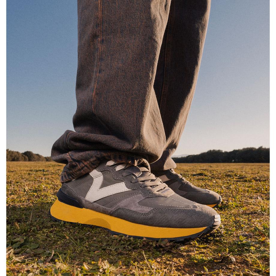 Victoria Rush Color Touch Sneakers  