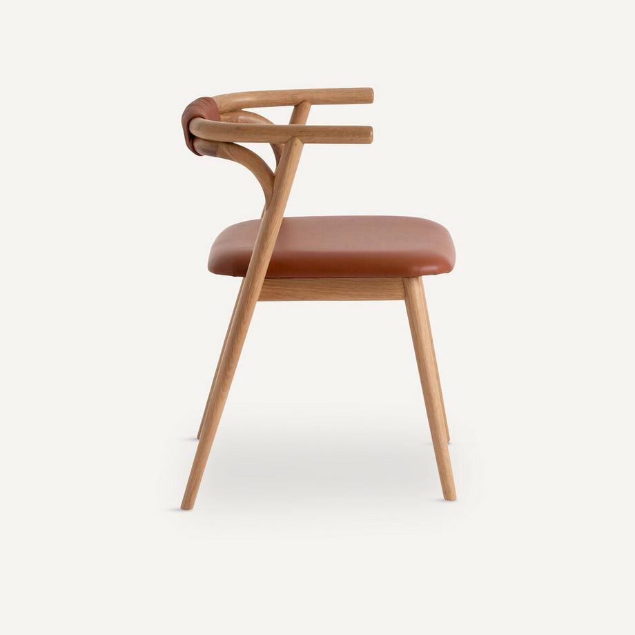 AM.PM Tischsessel aus Eiche und Leder  
