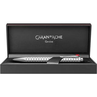 Caran d'Ache Kugelschreiber Ecridor Avenue Silber  