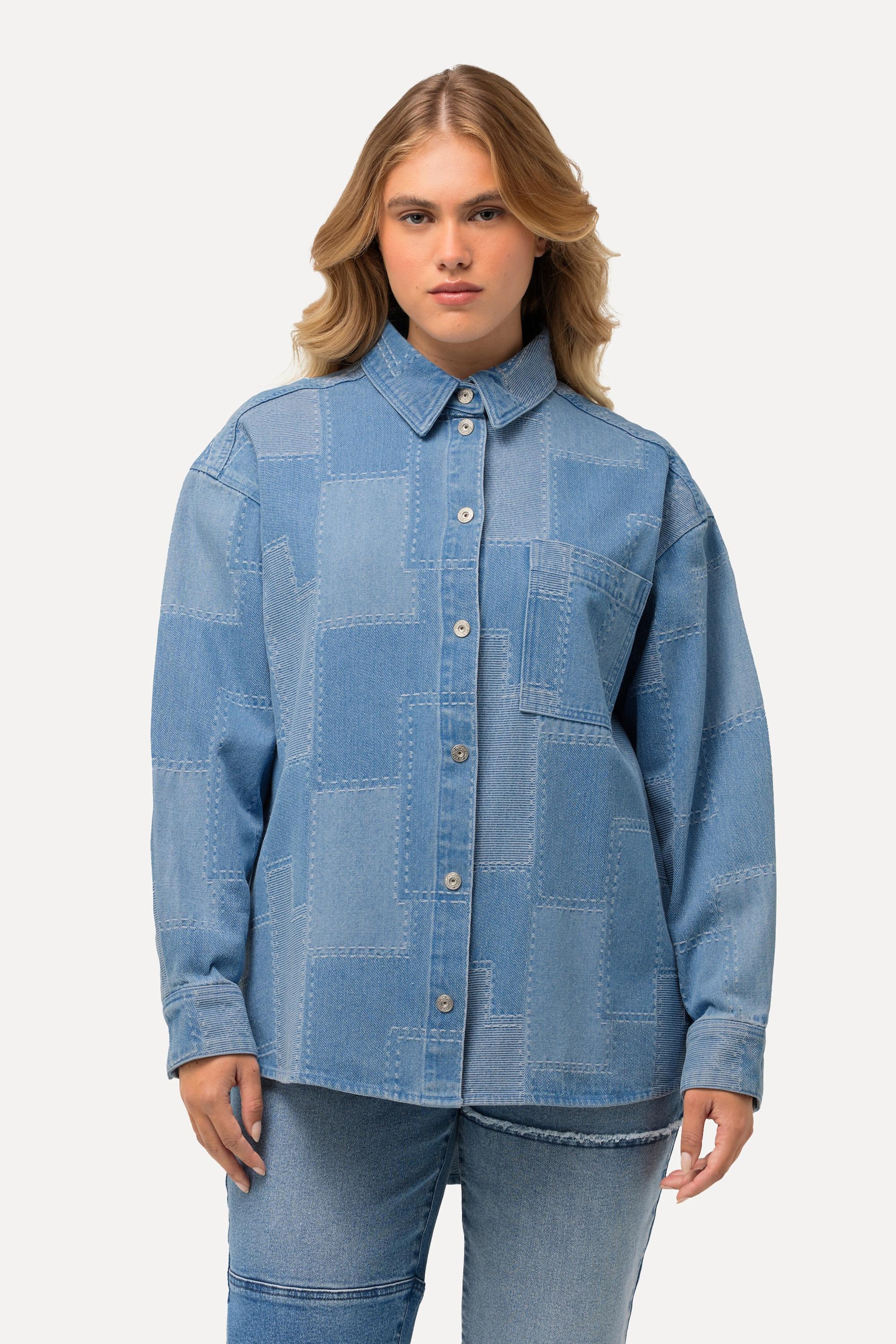 Ulla Popken  Camicia di jeans dal taglio oversize con effetto patchwork, collo da camicia e maniche lunghe 