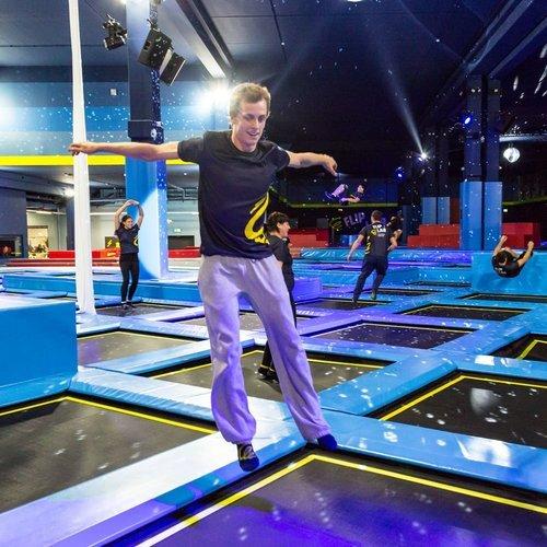 Image of Trampolin Springen Im Flip Lab Nähe Zürich (120 Min) (für 1 Person) Unisex