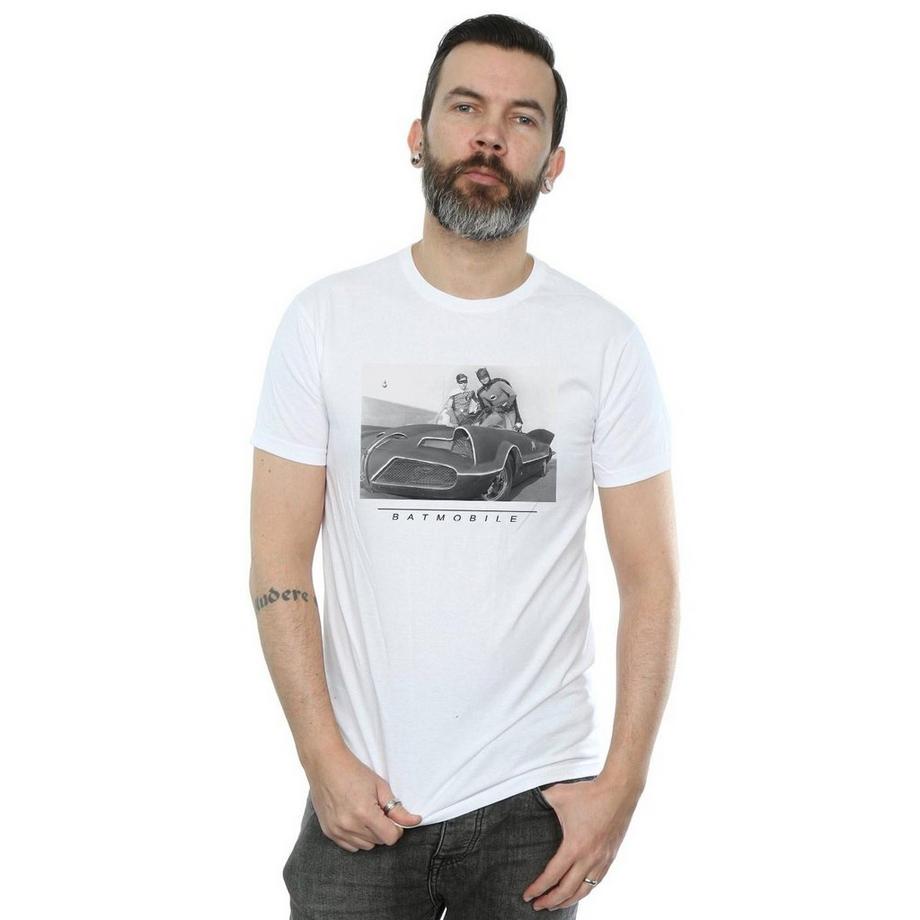 DC COMICS Batman TV Series Batmobile T-Shirt  