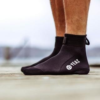 YEAZ  NEOSOCK HIGH Calzini in neoprene 