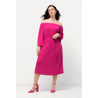 Ulla Popken  Robe midi en jersey texturé, épaules dénudées et manches 3/4 