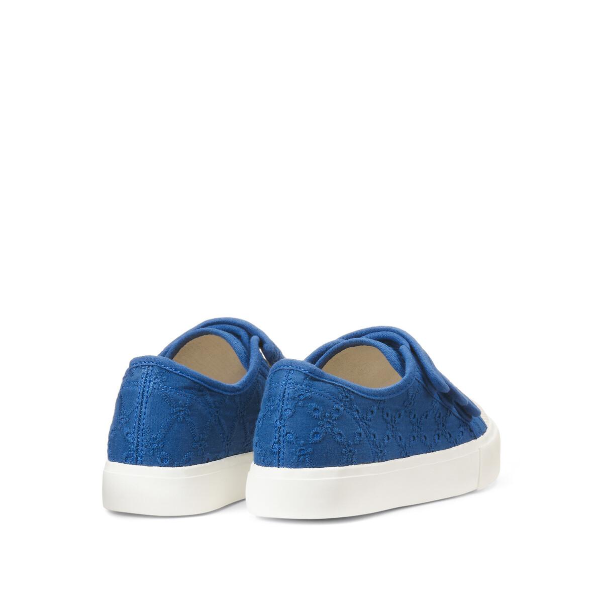 La Redoute Collections  Flache Canvas-Sneakers mit Lochstickerei 